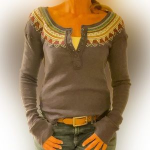 Free people navy long sleeve tshirt with embroidered neckline. Size S